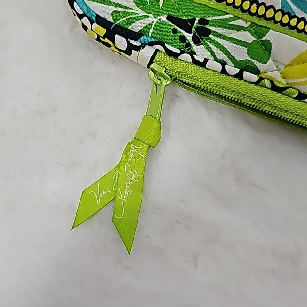 Vera Bradley Lime's Up 17'' Laptop Sleeve Green Yellow Blue Zip Zippered Pouch
